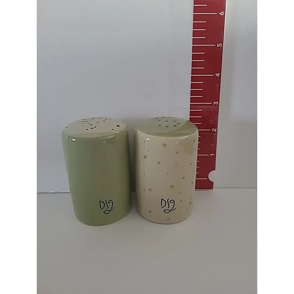 Darling Spring Salt Pepper Shaker Set NEW Farmhouse Ceramic Stoneware Green